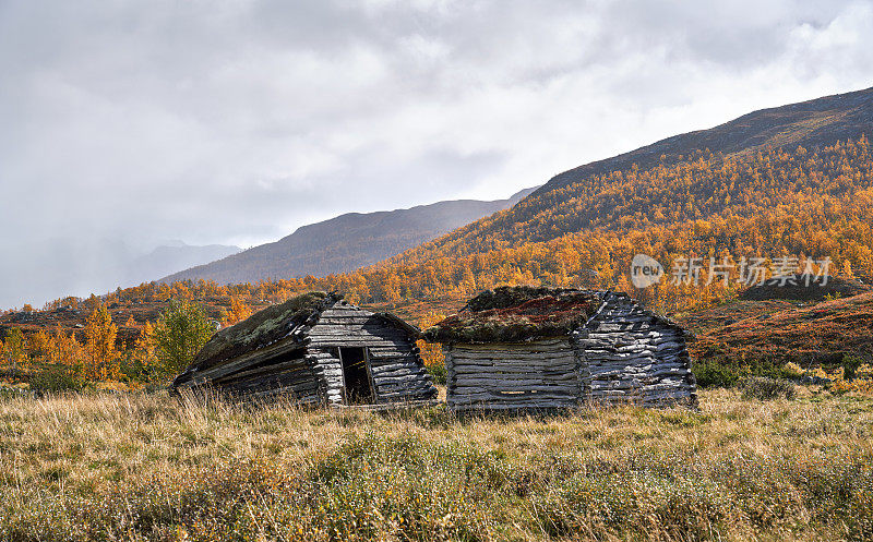 挪威Hemsedal Buskerud山上破旧的小木屋